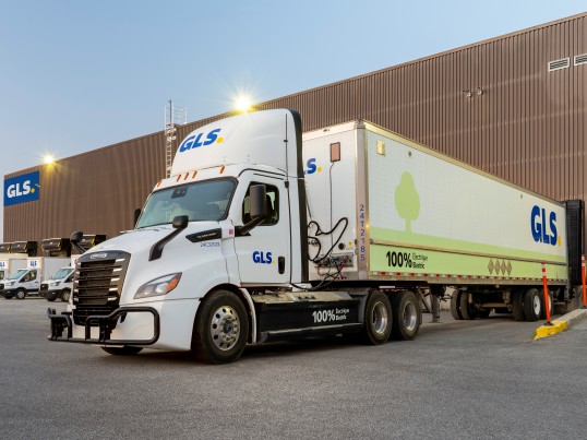 eCascadia parked at a GLS terminal